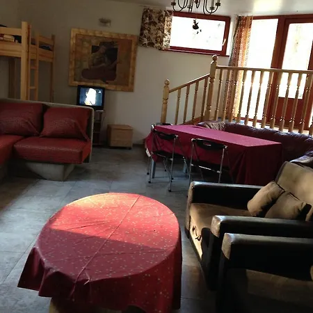 Apartment Melnalksni